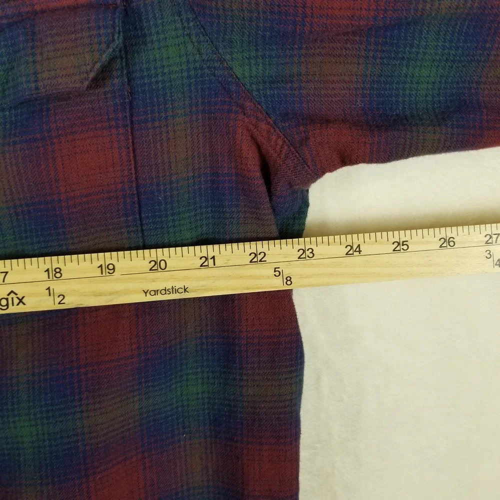 Levi's Flannel Shirt Mens XL Burgundy Green Plaid Relaxed Fit Cotton Button Down